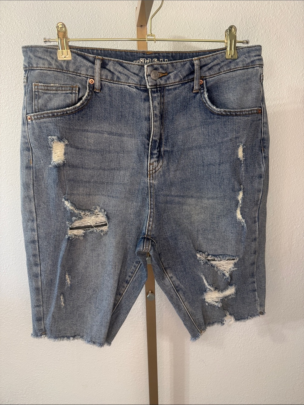 wild fable-High Rise Relaxed Distressed Denim Bermuda Shorts-Light Blue- Size 12